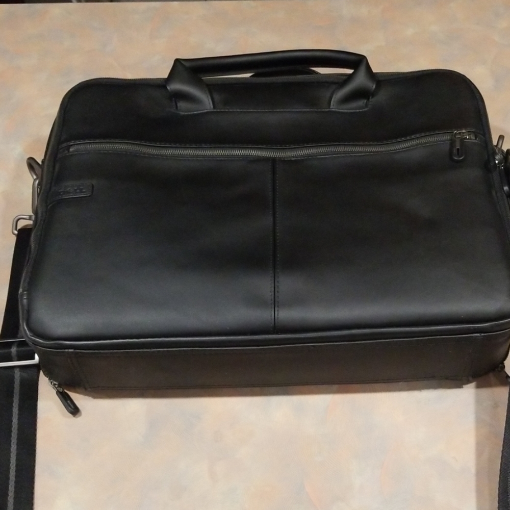 🔮 MiNT Black Dell Laptop Case/Bag